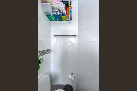 Casa à venda com 256m², 3 quartos e 4 vagasBanheiro de serviço