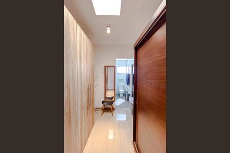 Casa à venda com 256m², 3 quartos e 4 vagasCloset da suíte 1