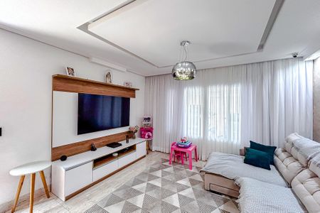 Casa à venda com 256m², 3 quartos e 4 vagasSala