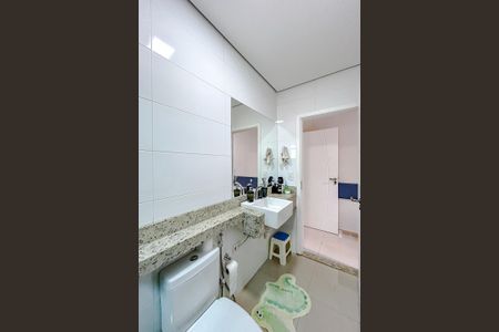 Casa à venda com 256m², 3 quartos e 4 vagasBanheiro da Suíte 3