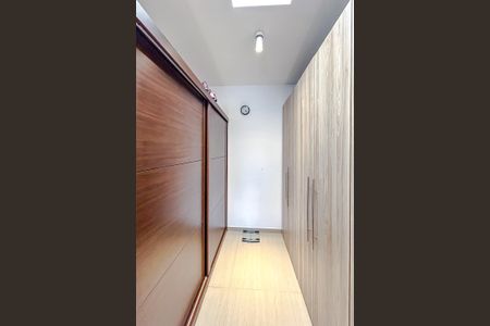 Casa à venda com 256m², 3 quartos e 4 vagasCloset da suíte 1