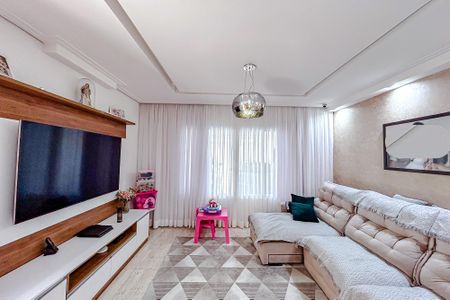 Casa à venda com 256m², 3 quartos e 4 vagasSala