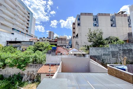 Casa à venda com 256m², 3 quartos e 4 vagasVaranda da Suíte 3