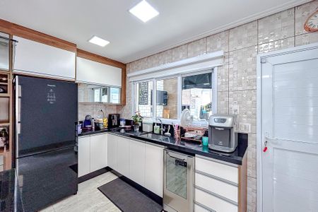 Casa à venda com 256m², 3 quartos e 4 vagasCozinha