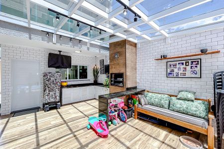 Casa à venda com 256m², 3 quartos e 4 vagasÁrea externa