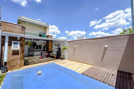 Casa à venda com 256m², 3 quartos e 4 vagasÁrea externa