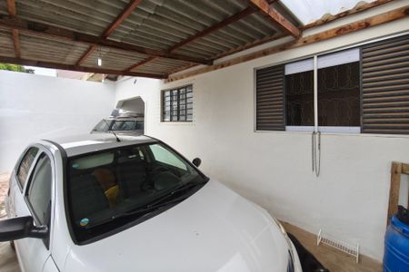 Casa à venda com 188m², 2 quartos e 3 vagasQuintal - Garagem