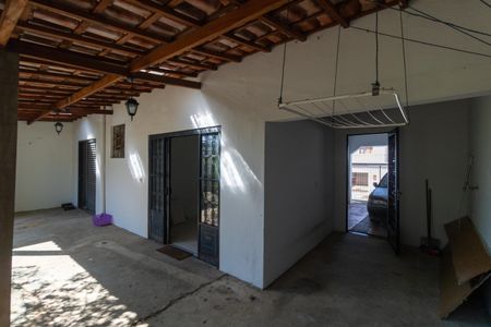 Casa à venda com 188m², 3 quartos e 3 vagasQuintal