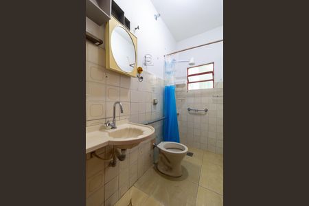 Casa à venda com 188m², 3 quartos e 3 vagasBanheiro da casa 02