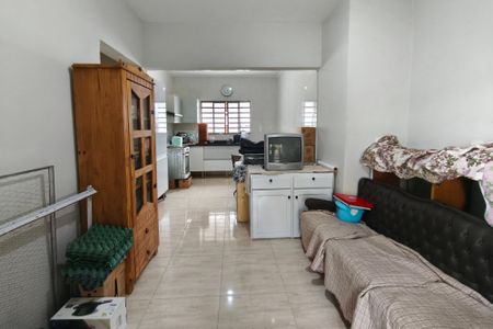 Casa à venda com 188m², 2 quartos e 3 vagasSala