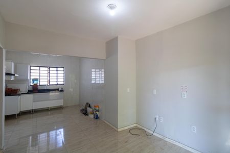 Casa à venda com 188m², 3 quartos e 3 vagasSala da casa 01