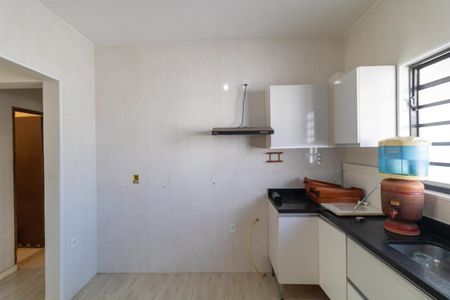 Casa à venda com 188m², 3 quartos e 3 vagasCozinha da casa 01