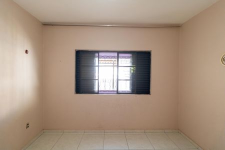 Casa à venda com 188m², 3 quartos e 3 vagasQuarto 01 da casa 01