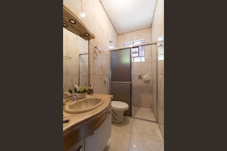 Casa à venda com 188m², 3 quartos e 3 vagasBanheiro da casa 01