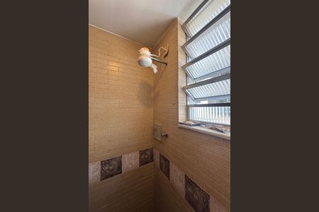 Apartamento à venda com 140m², 2 quartos e 1 vagaÁrea de serviço - banheiro