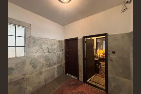 Apartamento à venda com 140m², 2 quartos e 1 vagaHall de entrada externo