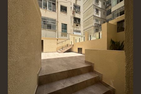 Apartamento à venda com 140m², 2 quartos e 1 vagaÁrea comum - piscina