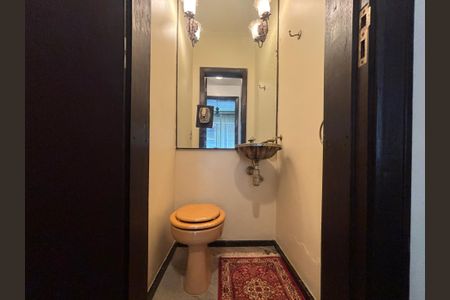 Apartamento à venda com 140m², 2 quartos e 1 vagaLavabo