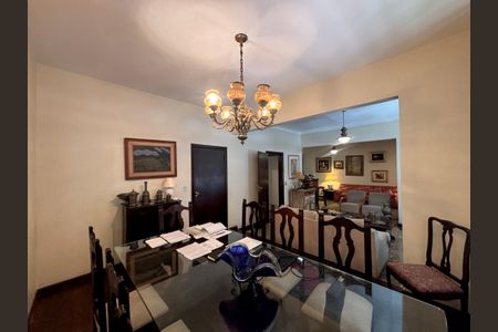 Apartamento à venda com 140m², 2 quartos e 1 vagaSala