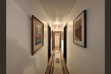 Apartamento à venda com 140m², 2 quartos e 1 vagaCorredor