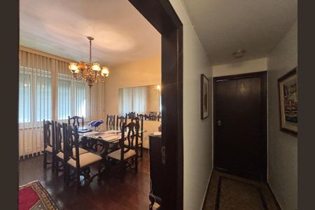 Apartamento à venda com 140m², 2 quartos e 1 vagaCorredor