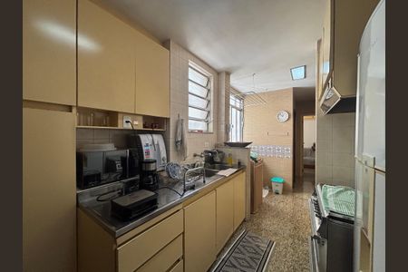 Apartamento à venda com 140m², 2 quartos e 1 vagaCozinha
