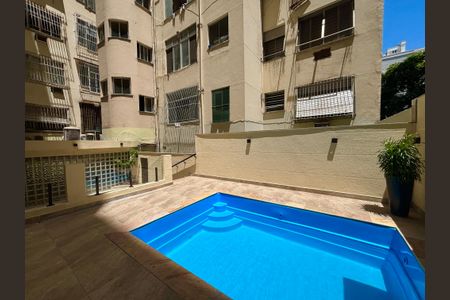 Apartamento à venda com 140m², 2 quartos e 1 vagaÁrea comum - piscina