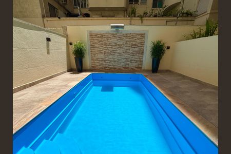 Apartamento à venda com 140m², 2 quartos e 1 vagaÁrea comum - piscina