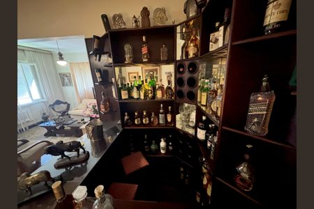 Apartamento à venda com 140m², 2 quartos e 1 vagaSala