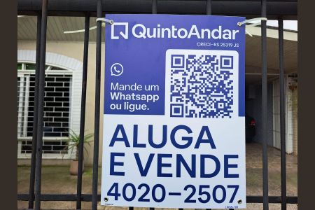Casa à venda com 300m², 4 quartos e 3 vagasPlaca na Fachada