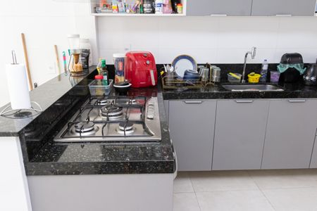 Casa de condomínio para alugar com 180m², 3 quartos e 2 vagasCozinha