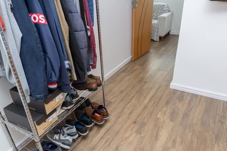 Casa de condomínio para alugar com 180m², 3 quartos e 2 vagasCloset da suíte 2