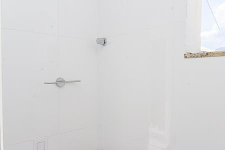 Casa de condomínio para alugar com 180m², 3 quartos e 2 vagasLavabo