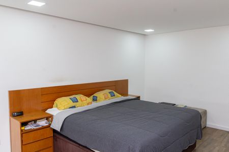 Casa de condomínio para alugar com 180m², 3 quartos e 2 vagasQuarto 2 - Suíte