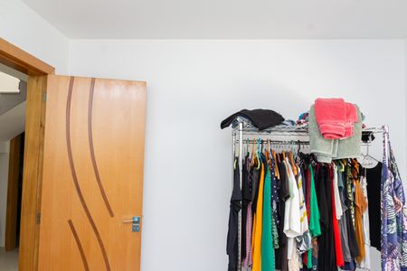 Casa de condomínio para alugar com 180m², 3 quartos e 2 vagasQuarto 1