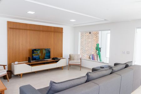 Casa de condomínio para alugar com 180m², 3 quartos e 2 vagasSala