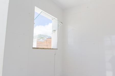 Casa de condomínio para alugar com 180m², 3 quartos e 2 vagasLavabo