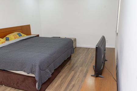 Casa de condomínio para alugar com 180m², 3 quartos e 2 vagasQuarto 2 - Suíte