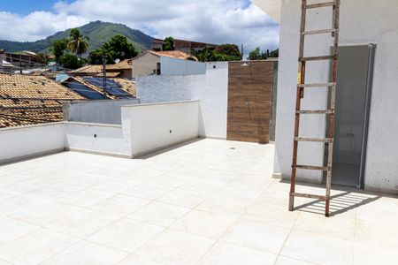 Casa de condomínio para alugar com 180m², 3 quartos e 2 vagasTerraço