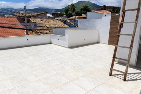 Casa de condomínio para alugar com 180m², 3 quartos e 2 vagasTerraço