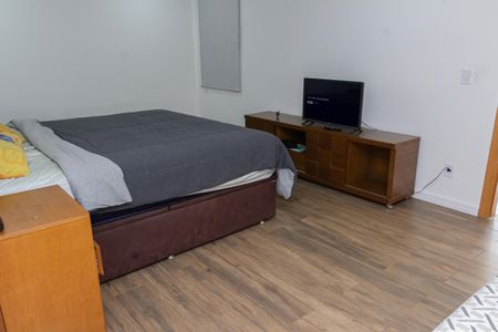 Casa de condomínio para alugar com 180m², 3 quartos e 2 vagasQuarto 2 - Suíte