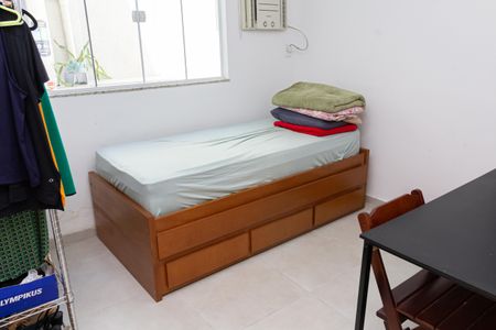 Casa de condomínio para alugar com 180m², 3 quartos e 2 vagasQuarto 1