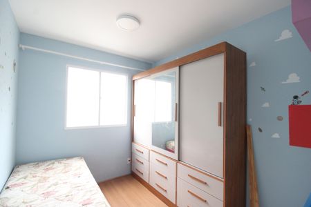 Quarto 1 de apartamento para alugar com 3 quartos, 59m² em Taquara, Rio de Janeiro
