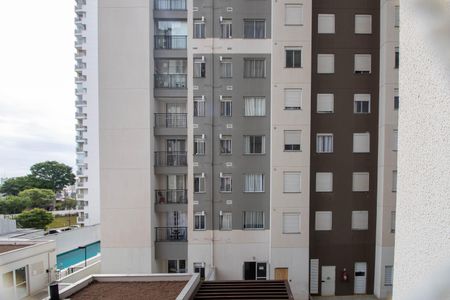Vista Sala de apartamento à venda com 2 quartos, 43m² em Jardim Monte Alegre, Taboão da Serra