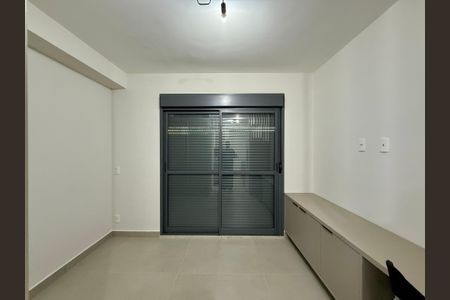 Quarto  de kitnet/studio à venda com 0 quarto, 25m² em Jardim das Acacias, São Paulo