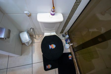 Casa à venda com 230m², 4 quartos e 1 vaga Casa à venda com 230m², 4 quartos e 1 vagaBanheiro 2