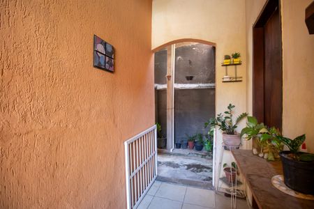 Casa à venda com 230m², 4 quartos e 1 vaga Casa à venda com 230m², 4 quartos e 1 vagaÁrea de Serviço