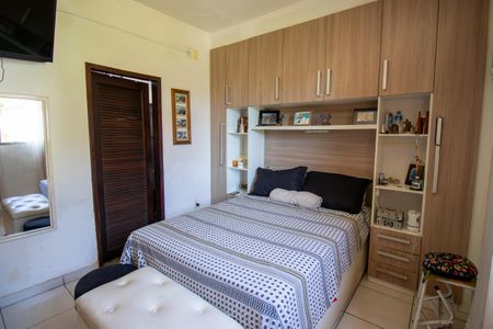 Casa à venda com 230m², 4 quartos e 1 vaga Casa à venda com 230m², 4 quartos e 1 vagaSuíte