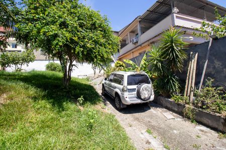 Casa à venda com 230m², 4 quartos e 1 vaga Casa à venda com 230m², 4 quartos e 1 vagaGaragem