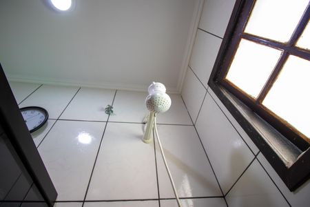 Casa à venda com 230m², 4 quartos e 1 vaga Casa à venda com 230m², 4 quartos e 1 vagaBanheiro da Suíte